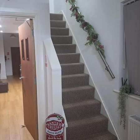 Heartland House, 7 Spacious Bedrooms Sleeps 4 Plus, Near Nec, Jlr,Bhx 伯明翰 外观 照片