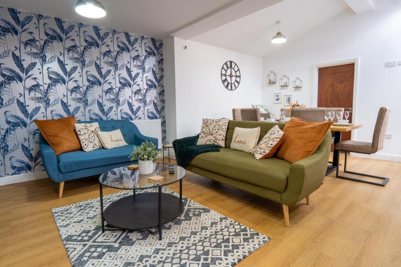 Heartland House, 7 Spacious Bedrooms Sleeps 4 Plus, Near Nec, Jlr,Bhx 伯明翰 外观 照片