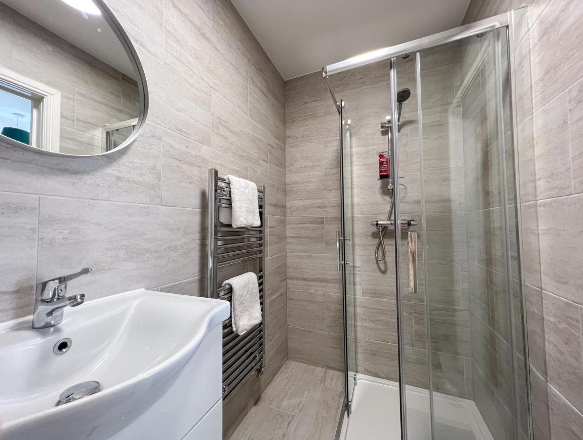 Heartland House, 7 Spacious Bedrooms Sleeps 4 Plus, Near Nec, Jlr,Bhx 伯明翰 外观 照片