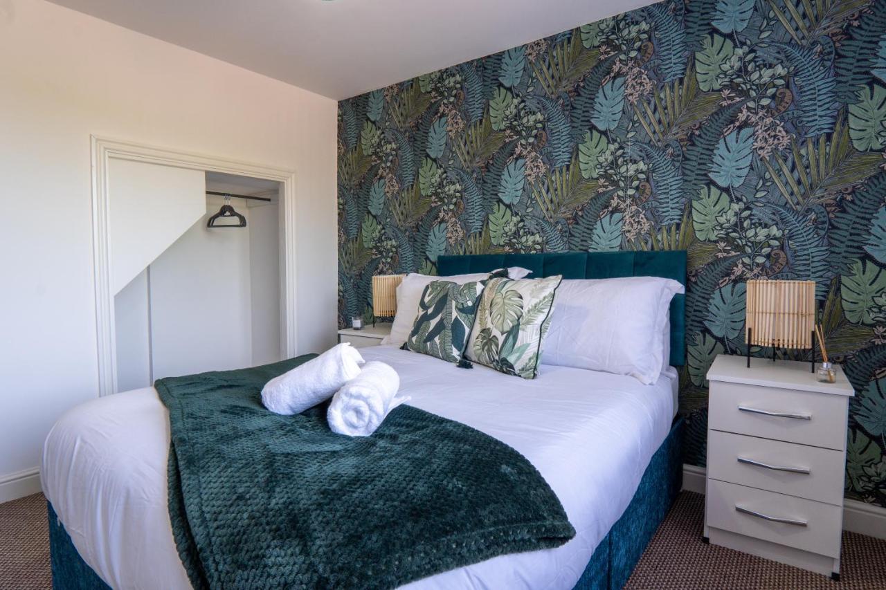 Heartland House, 7 Spacious Bedrooms Sleeps 4 Plus, Near Nec, Jlr,Bhx 伯明翰 外观 照片