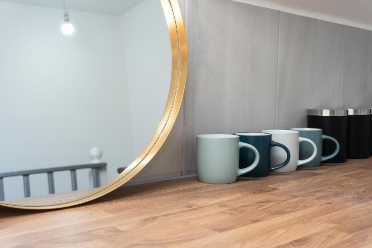 Heartland House, 7 Spacious Bedrooms Sleeps 4 Plus, Near Nec, Jlr,Bhx 伯明翰 外观 照片