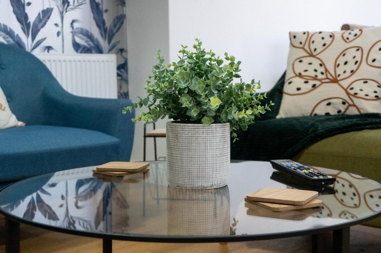 Heartland House, 7 Spacious Bedrooms Sleeps 4 Plus, Near Nec, Jlr,Bhx 伯明翰 外观 照片